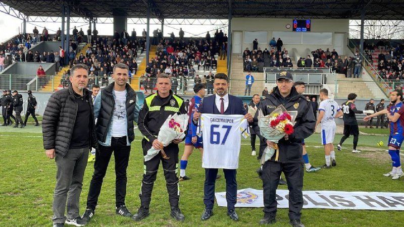  Amatör maç dostlukla başladı kavgayla bitti…  YEŞİL SAHADA ARBEDE - 5