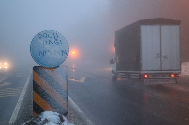    Bolu Dağı’na Nisan karı… - 3