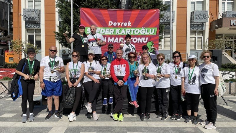 MARATONUN KAZANANLARI ÖDÜLLERİNİ ALDI - 1