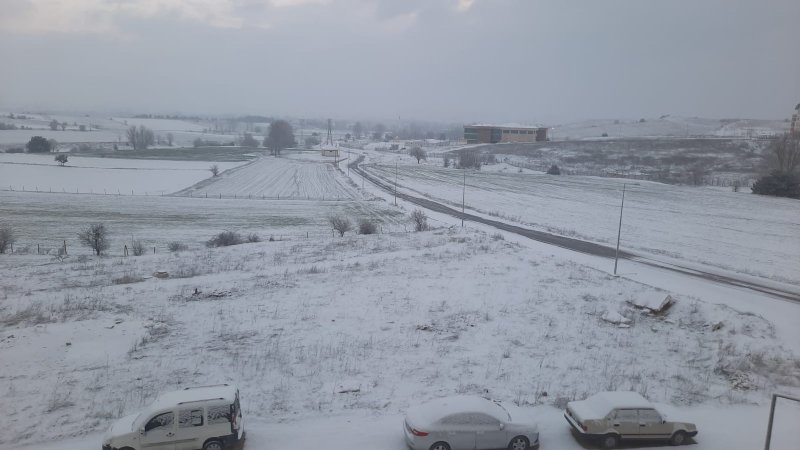 NİSAN ORTASINDA KAR…  - 1