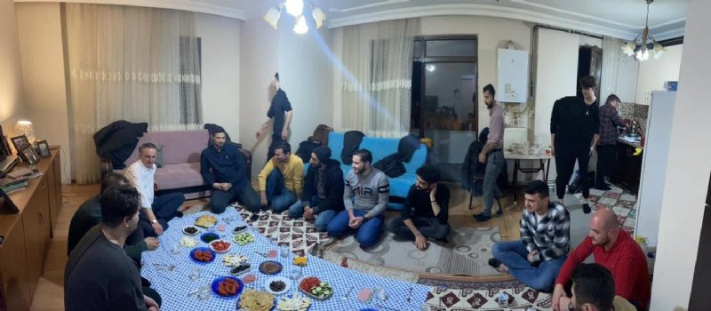 ÖĞRENCİLERLE SAHUR YAPTILAR - 1
