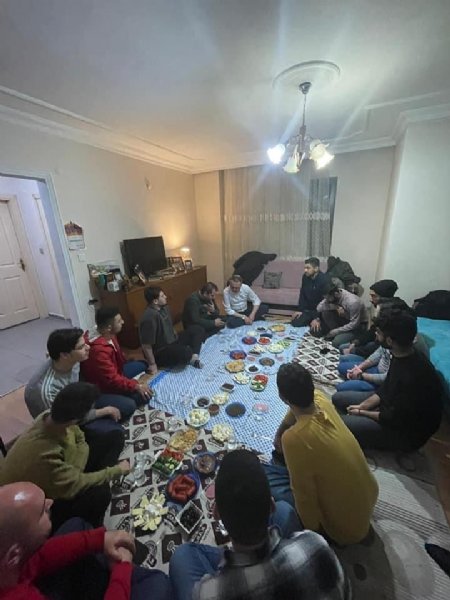 ÖĞRENCİLERLE SAHUR YAPTILAR - 3
