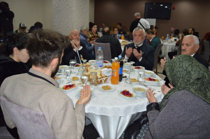 ŞEHİTLER HATIRASINA İFTAR YAPILDI - 11