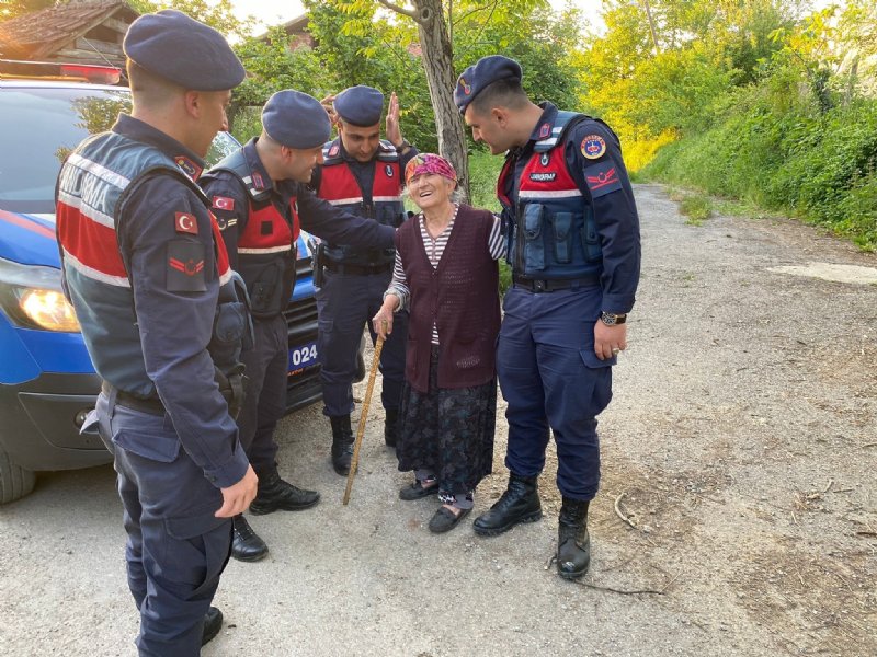 86 yaşında kadını bulmak için seferber oldular… ORMANLIK ALANDA BULUNDU - 2