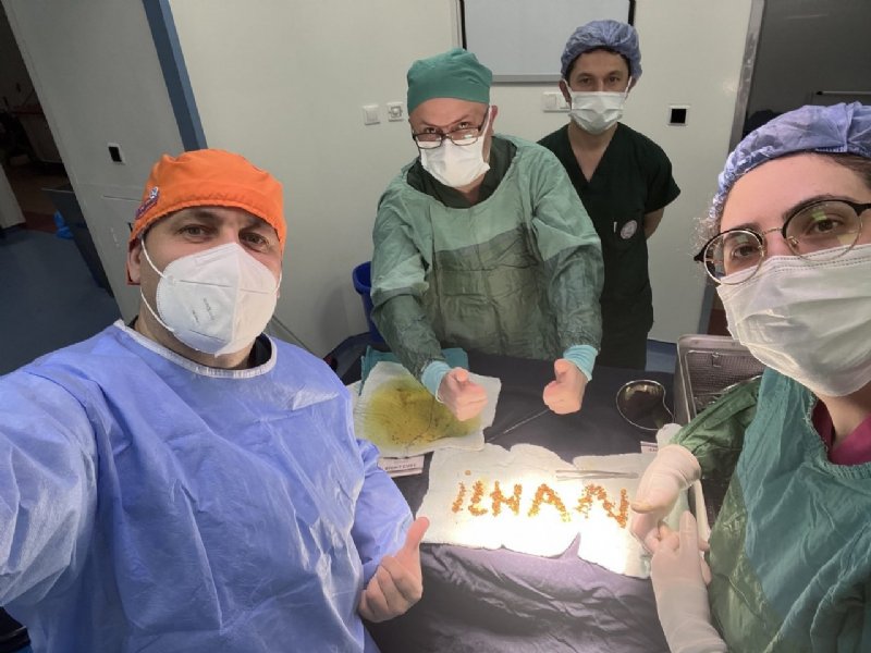 SAFRA KESİNDEN ÇIKAN TAŞ SAYISINI OKUYUNCA İNANAMAYACAKSINIZ! - 3