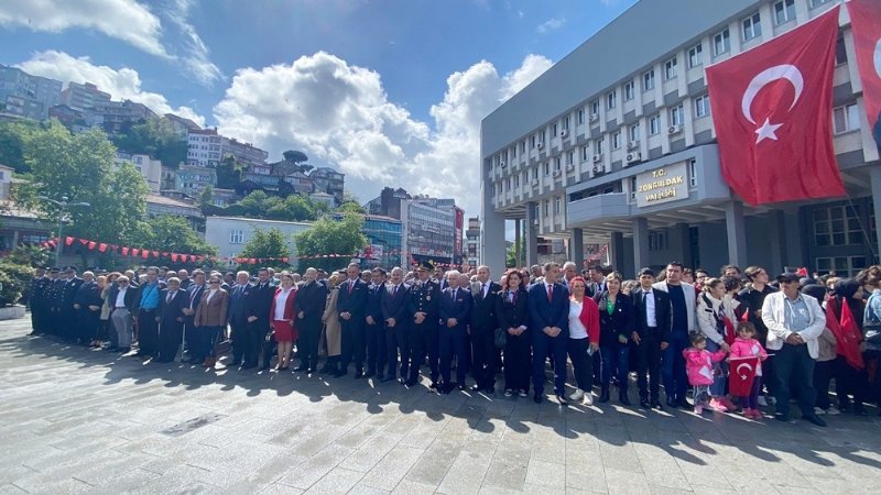 Zonguldak’ta 19 Mayıs Kutlamaları… ATA’YI ANDILAR  - 4