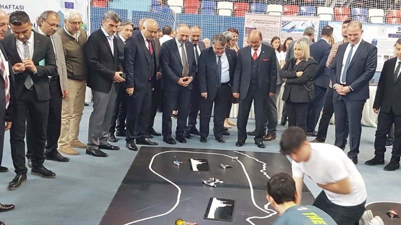 Zonguldak’taki Meslek Liseleri ve Halk Eğitim merkezlerinin ürünleri fuarda sergileniyor - 10