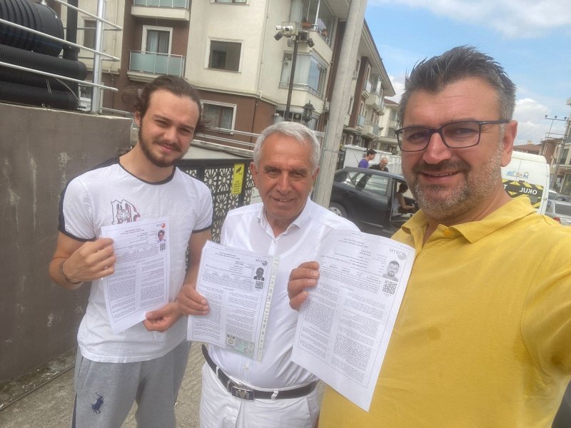 3 KUŞAK, AYNI SINAVA GİRDİ! - 1