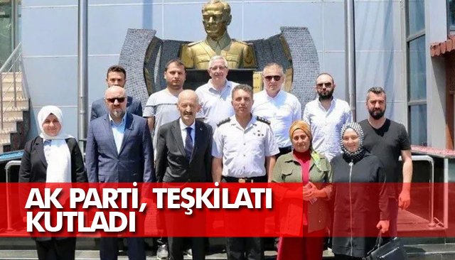 AK PARTİ, TEŞKİLATI KUTLADI