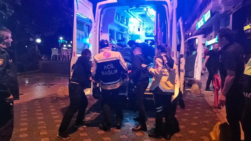 BÜFEYE KURŞUN YAĞMURU…2 YARALI - 3