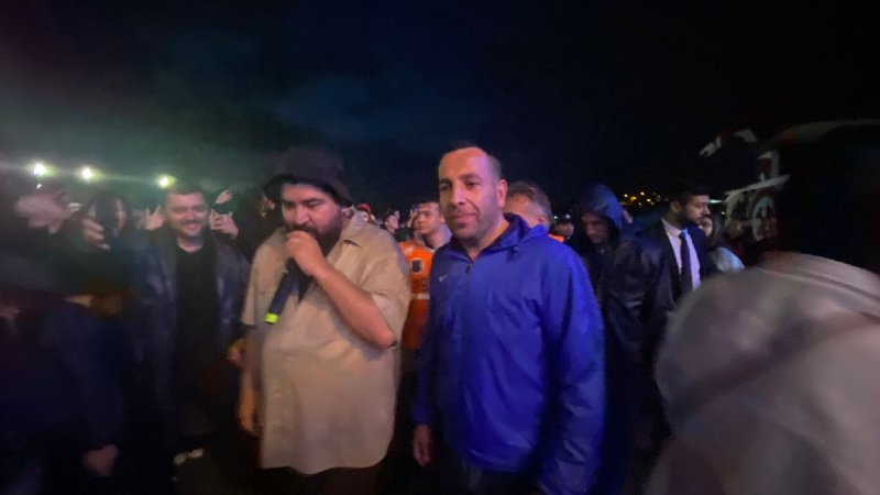 EYPİO, SAĞANAK ALTINDA KONSER VERDİ - 2