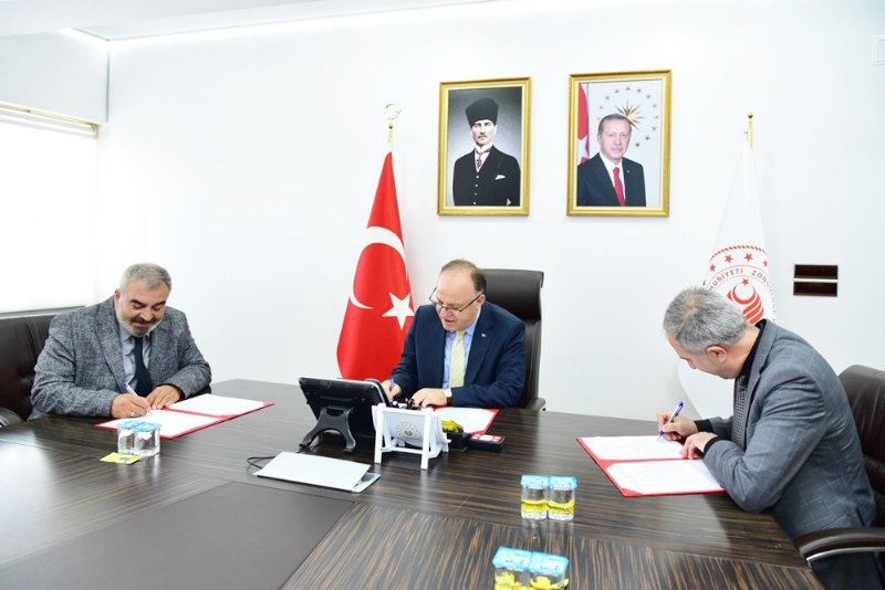 İstihdama yönelik çalışmalar gerçekleştirilecek… İŞBİRLİĞİ PROTOKOLÜ İMZALANDI - 2