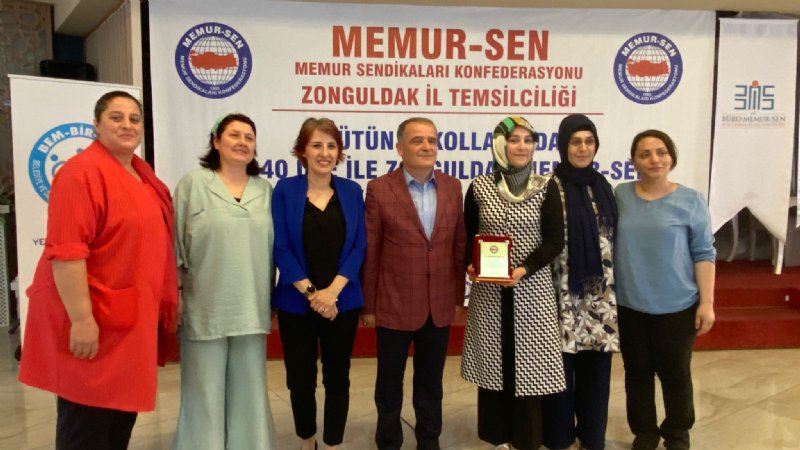 Memur Sen’i Zonguldak’ta en fazla üyesi olan sendika yapmışlardı… TEMSİLCİLERE PLAKET VERİLDİ - 3