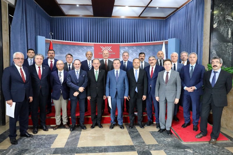 ÖZÖLÇER, MAZBATASINI YÖK BAŞKANI ÖZVAR’IN ELİNDEN ALDI - 1