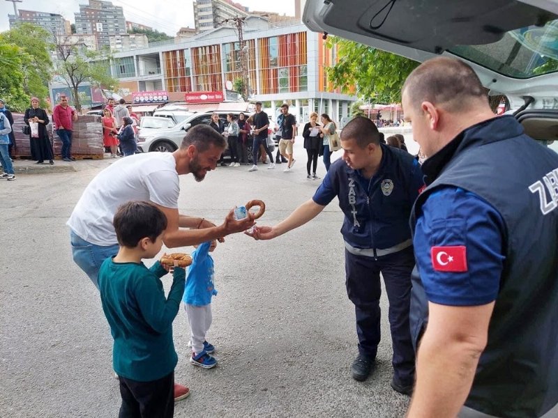 Zabıtadan örnek davranış - 3