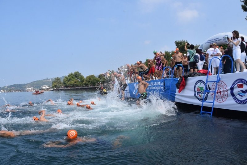 400 SPORCU EREĞLİ’DE KULAÇ ATTI - 11