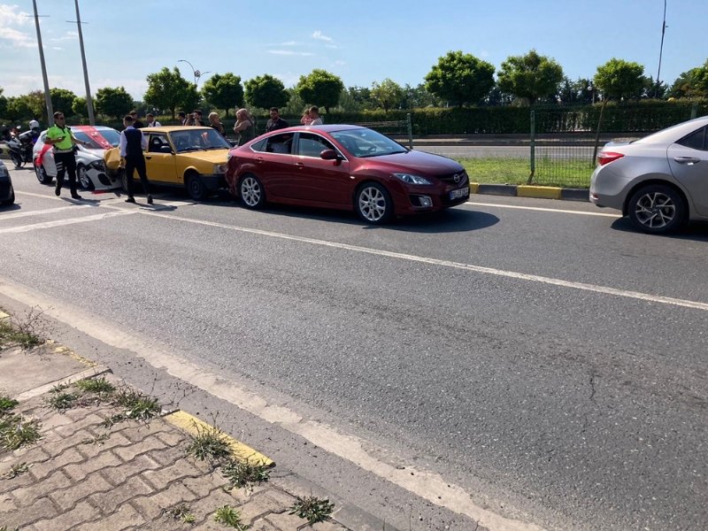 Gülüç’te yaşandı… Düğün konvoyunda kaza… 3 ARAÇ BİRBİRİNE GİRDİ - 3