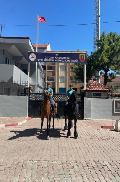 Huzur ve güvenliği Hanedan ve Dilşah ile sağlayacaklar… ATLI TİMLER GÖREV BAŞINDA - 2