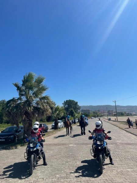 Huzur ve güvenliği Hanedan ve Dilşah ile sağlayacaklar… ATLI TİMLER GÖREV BAŞINDA - 3