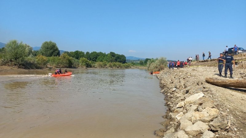 Kepçe operatörü selde kaybolmuştu… CESEDİNE ULAŞILDI - 5