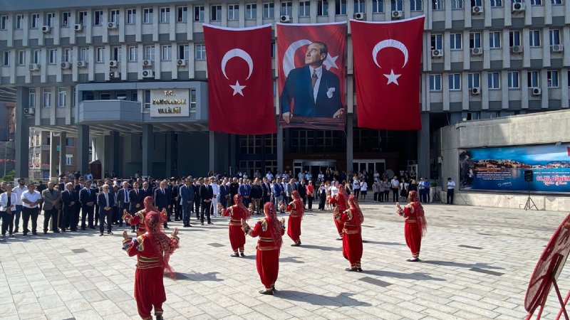 ATATÜRK, ZONGULDAK´A GELDİ - 3