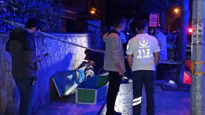 BİSİKLETTEN DÜŞEN YAŞLI ADAM ÖLDÜ - 2