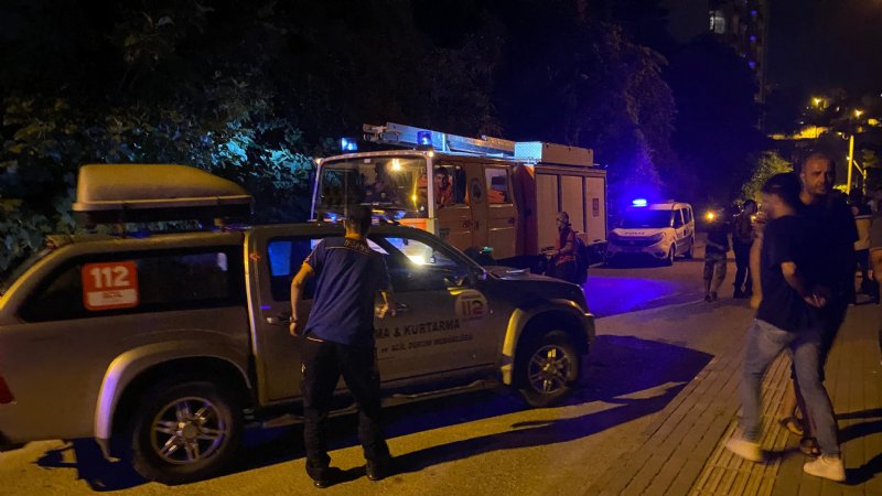 Otomobiliyle ormanlık alana uçtu, 8 metreyi tırmanarak hastaneye gitti… FİLM GİBİ - 3