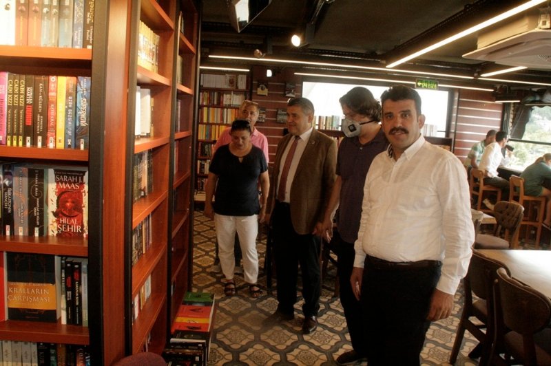 Penguen Kitabevi açılışı yoğun katılımla gerçekleştirildi… EREĞLİ’NİN KÜLTÜREL MERKEZİ OLACAK - 5