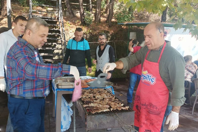 Gazeteciler mangal etkinliğinde bir araya geldi - 2