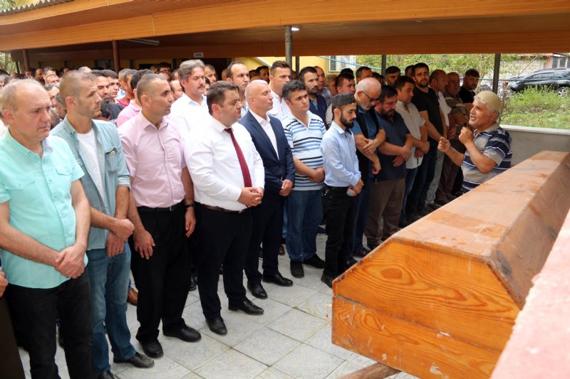 Kalp krizi sonucu hayatını kaybetmişti… MADENCİ TOPRAĞA VERİLDİ - 1