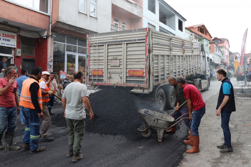 Ormanlı’da selden zarar gören yollar asfaltlanıyor - 3