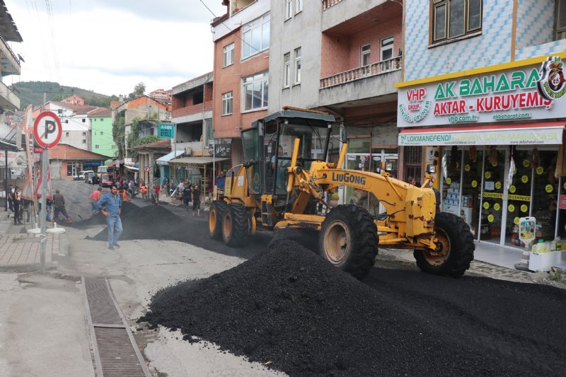 Ormanlı’da selden zarar gören yollar asfaltlanıyor - 4