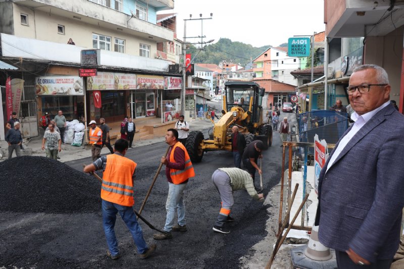 Ormanlı’da selden zarar gören yollar asfaltlanıyor - 6