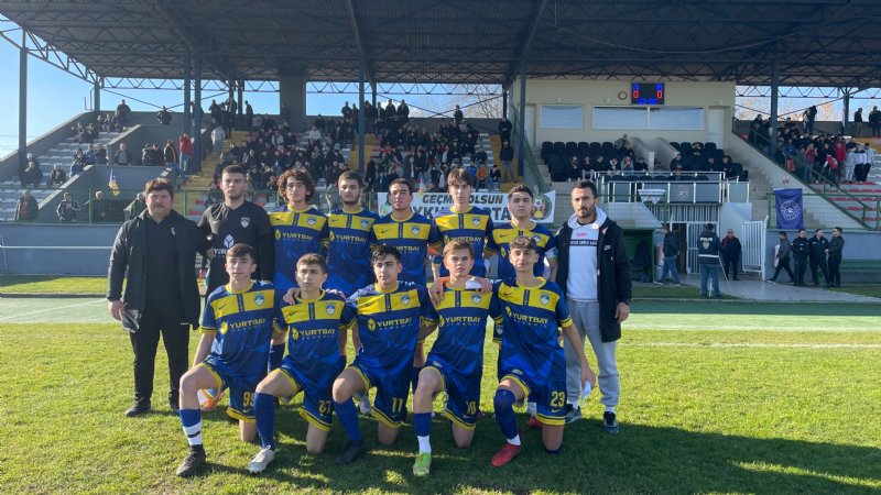 Çaycumaspor’da şok… Futbolcuların yerini genç oyuncular aldı… LİSANS KRİZİ! - 4