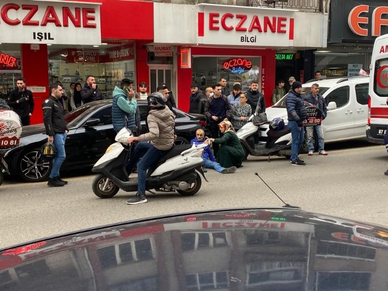 ERDEMİR CADDESİNDE MOTOSİKLET KAZASI - 1