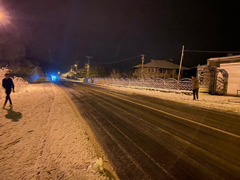 GECE YARISI KARTOPU… - 2