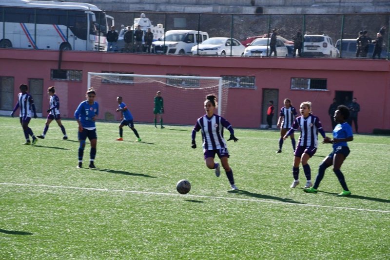 Hakkari’den üç puan! - 3