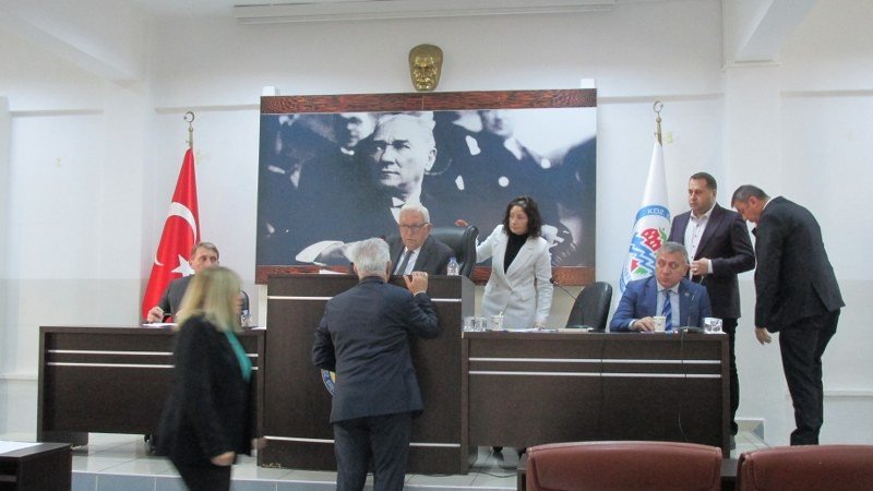 POSBIYIK’A TEPKİ GÖSTEREN MECLİS ÜYELERİ SALONU TERK ETTİ! - 6