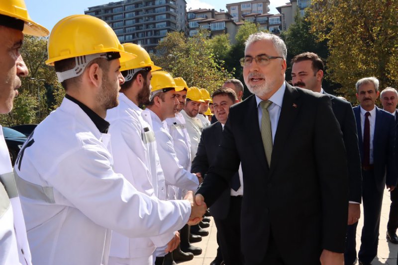 MADENCİLER, İKİ BAKANI, CUMA NAMAZI ÖNCESİ BÖYLE KARŞILADI - 4
