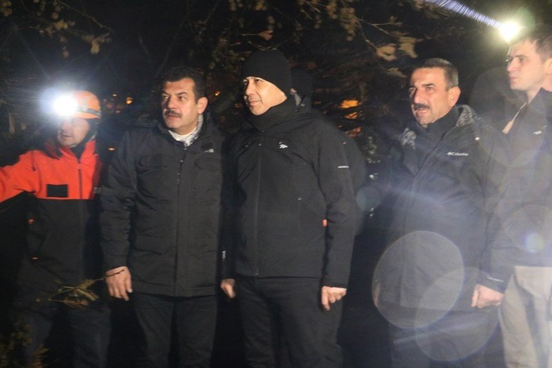 BAKAN YERLİKAYA, AFETİN YAŞANDIĞI ZONGULDAK´TA - 2