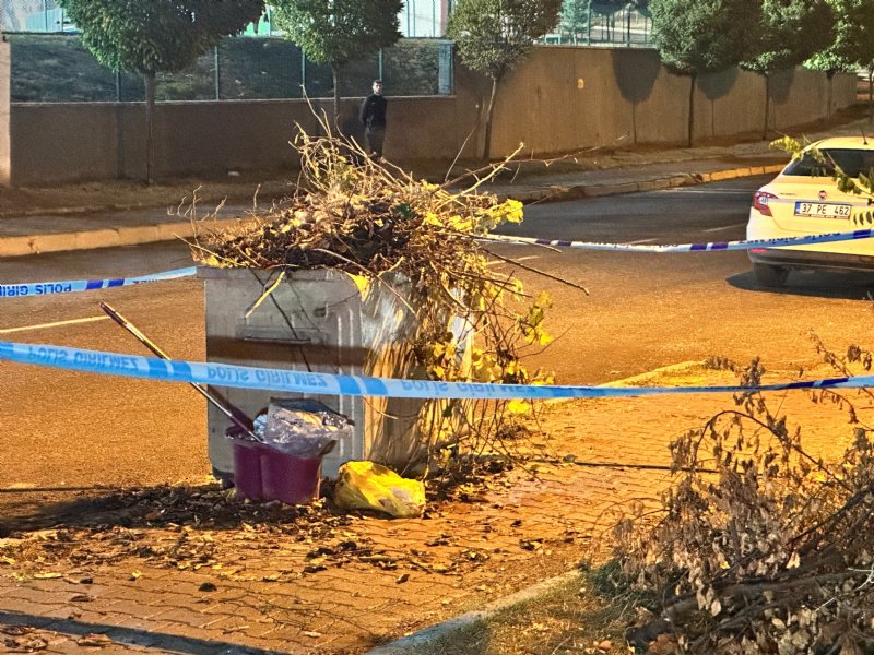 Çöpte poşete sarılı yeni doğmuş bebek bulundu - 2