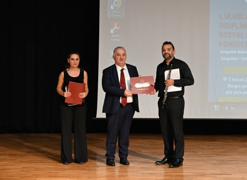 İLKİ GERÇEKLEŞTİRİLEN ULUSLARARASI KONGRE BAŞLADI - 3