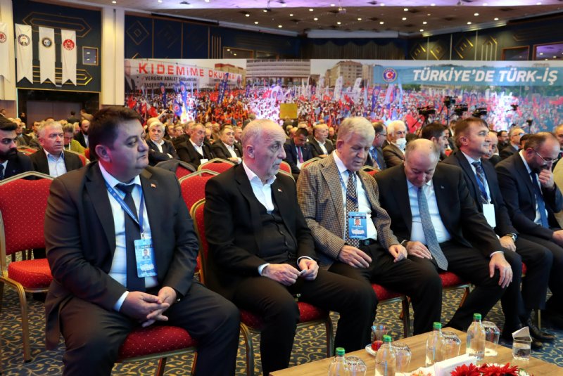 YEŞİL: KURUMLARIMIZA SAHİP ÇIKILSIN - 1