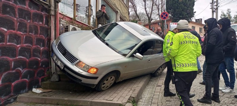 El frenini çekmeyi unuttu... ARACINI BÖYLE BULDU - 2