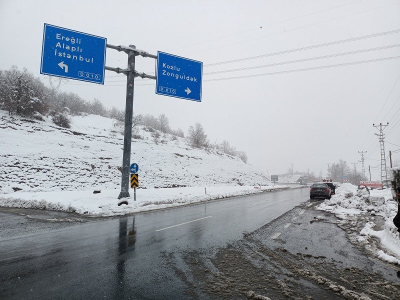 EREĞLİ-ZONGULDAK YOLU UZUN ARAÇLARA KAPATILDI - 3