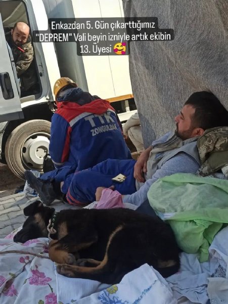 MADENCİLER ´DEPREM´ ADINI VERDİLER; VALİDEN İZİN ALIP SAHİPLENDİLER - 1