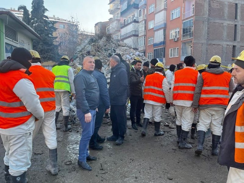 Yeşil: “Madenciler cansiperane mücadele veriyor”... “MUCİZELERE TANIK OLUYORUZ!” - 5