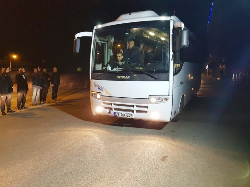 Zonguldak İl Emniyet Müdürü Aktaş tarafından uğurlandılar... DEPREM BÖLGESİNDE GÖREV YAPACAKLAR - 2