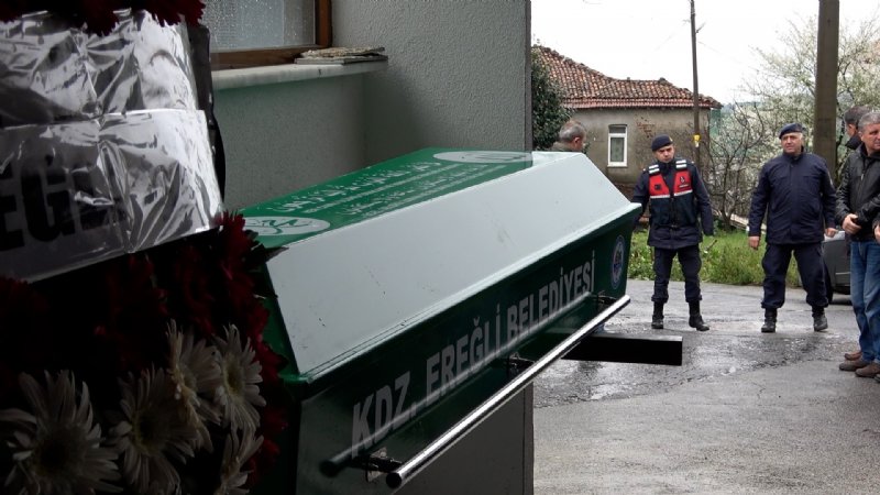 7 yıllık yaşam mücadelesini kaybetti... TOPRAĞA VERİLDİ - 1