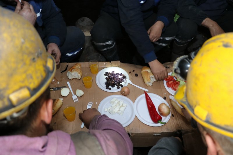 MADEN OCAĞINDA İLK SAHUR - 2